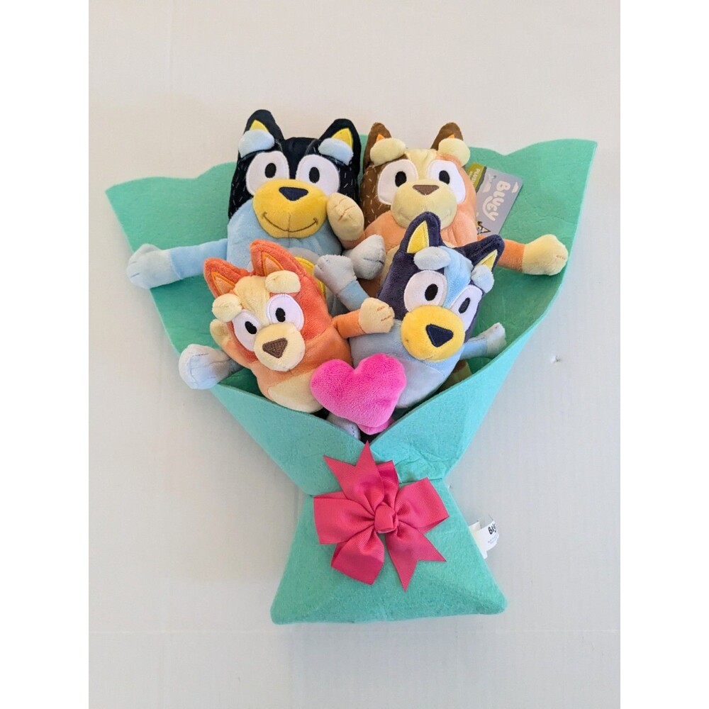 Bluey Bouquet Family 16" Plush Bingo, Mum, Dad
